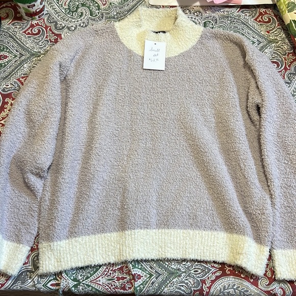 NWT lounge set - Picture 5 of 12